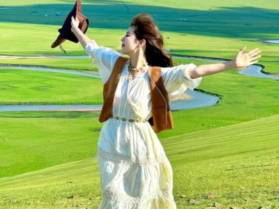新疆之美令人震撼，跟阿洁导游领略独特风光与美食
