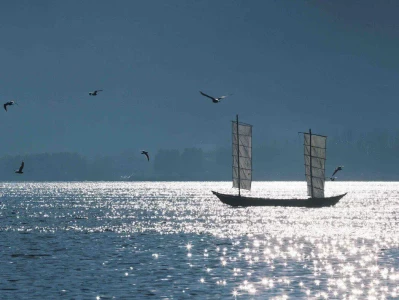 云南冬天去哪里？河口感温暖瑞丽美食多，这些边境小城最舒服