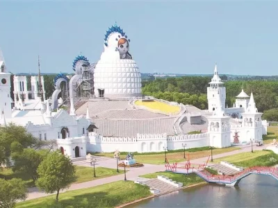暑期哈尔滨旅游热！伏尔加庄园雪姑娘童话城堡成新地标？