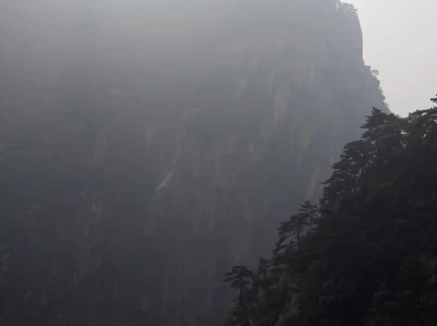庐山：海拔1474米的避暑胜地，承载深厚文化与独特风情