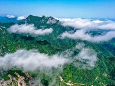 独游山川，倾听自然之语，感受灵魂与山川的交融