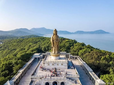 普陀山：海拔292米的佛教圣地，独特文化与特产闻名遐迩