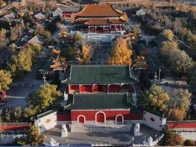 潍坊临朐沂山景区现最佳观赏期，红黄绿交织成秋日画卷