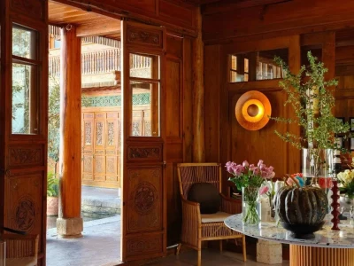 喜洲古镇：千年历史焕生机，古建新生展魅力