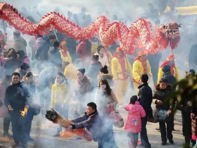 全球游客涌入中国，入境游逆差缩小，2026 年春节订单大增