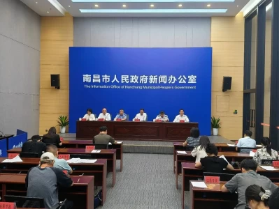 网红南昌再邀全国游客！10月1日晚8点国庆烟花晚会亮点多