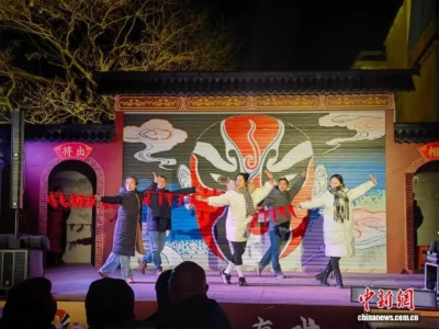 广西富川古城备新春，非遗展演与文创助力县域旅游热