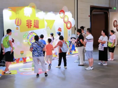 广东非遗馆暑期延时开放，精彩活动吸引众多市民游客参与