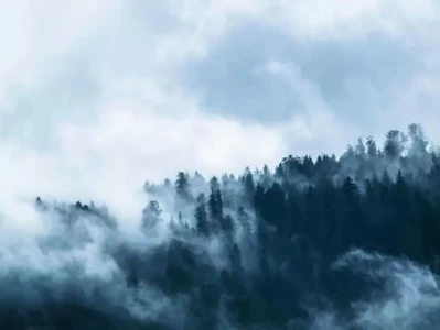 庐山：名人墨客纷至沓来，留下千古佳话，尽显诗歌魅力