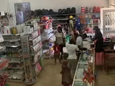 中国老板如何在非洲建起18座工厂，一年生产63亿片纸尿裤？