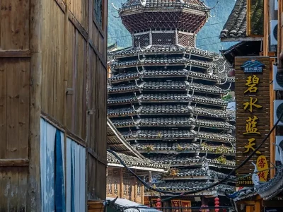 重庆秀山九黎城：领略巴渝民族风情，感受古建筑魅力