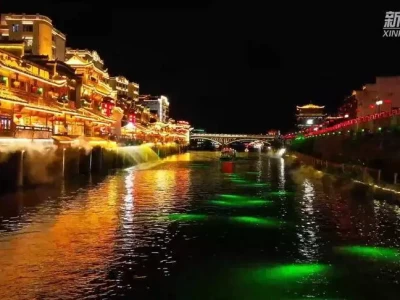 入夏多地夜空璀璨，夜经济+传统文化魅力尽显