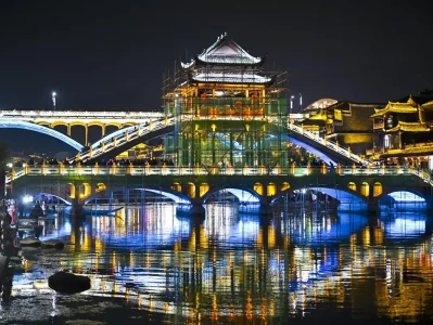 搜索话题12月创作挑战赛：凤凰古城游玩全攻略及历史探秘