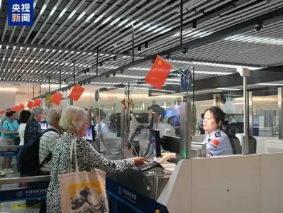2025 年 6 月至 2026 年 5 月中国新增 5 国免签，端午外籍旅客来厦体验