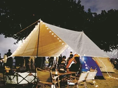 环东浪漫线市民游客有序露营跨年，践行文明露营公约