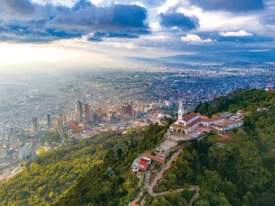 探秘波哥大：海拔与精神的交融，独特风光与文化魅力并存