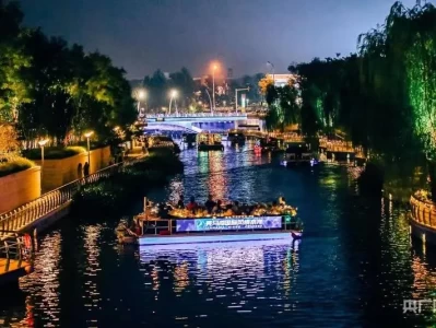 2025北京朝阳光影盛宴开启，亮马河游船追光线10月11日全新回归