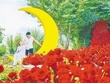 七夕佳节将至 建业电影小镇策划浪漫情歌夜活动