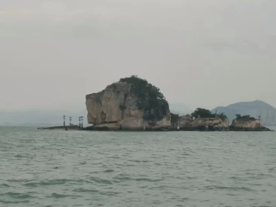 鼓浪屿印斗石：潮汐雕琢的海上狮子，藏着怎样的地质奇观？