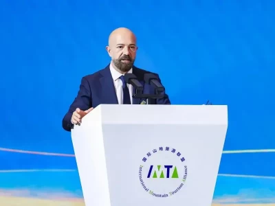 2025国际山地旅游大会启幕：探索山地旅游+新路径，共享融合发展新成果