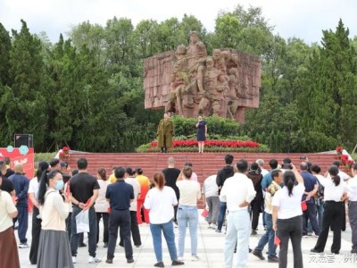 国庆中秋首日息烽县文旅交融庆佳节，红色记忆点燃出游热情