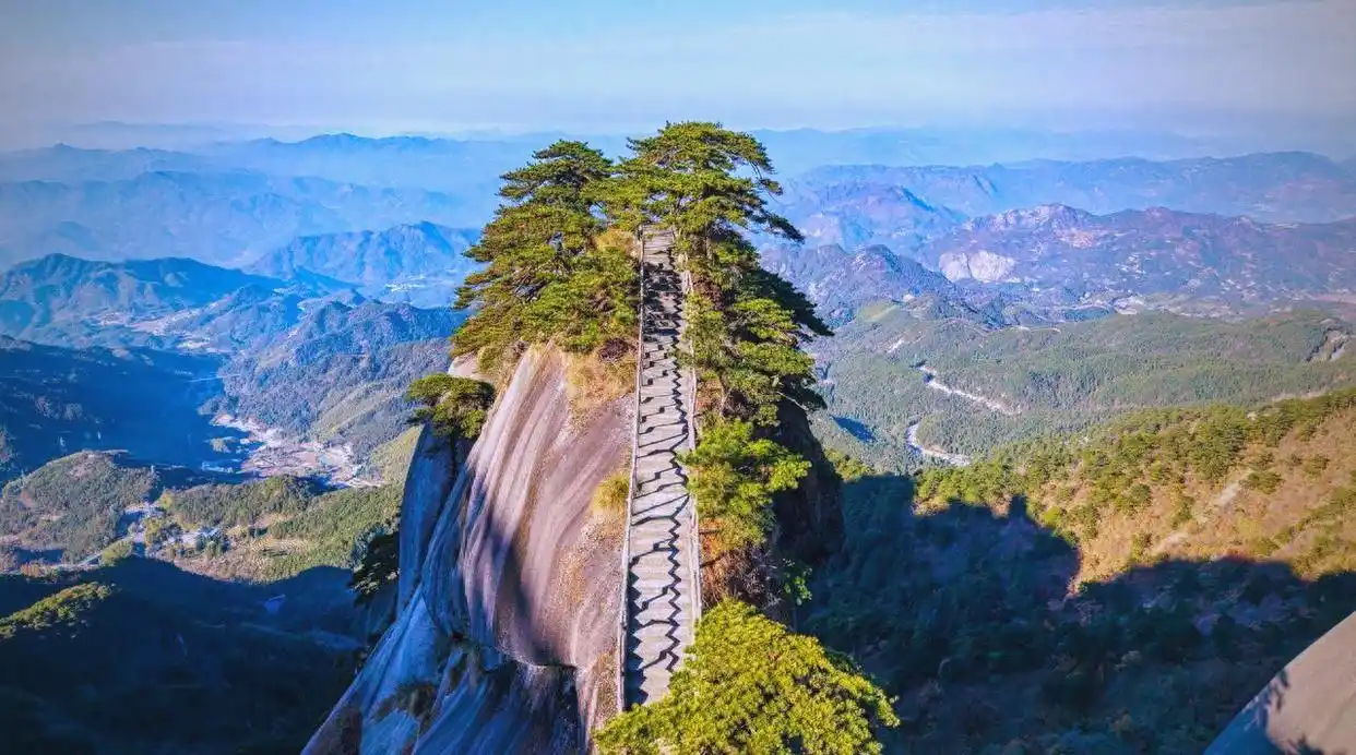 安庆旅游天柱山