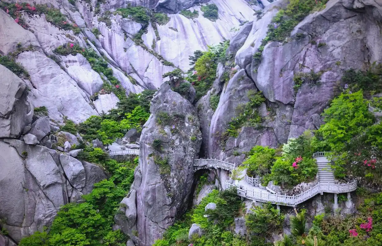 安庆旅游天柱山