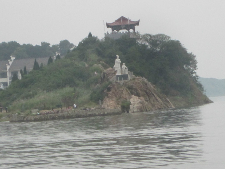 自驾游梁子湖旅游攻略