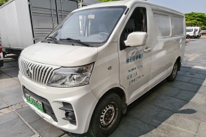 长安睿行EM60 长安欧尚 纯电动客车4525车长平顶对开门6座60kW 41.86kWh