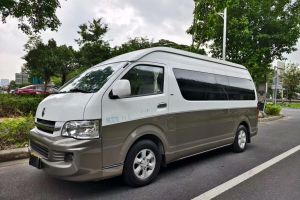 金杯 大海狮L 豪华型14座中型黄牌客车